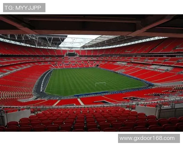 温布利草坪质量引发欧冠决赛球员集体不满与争议